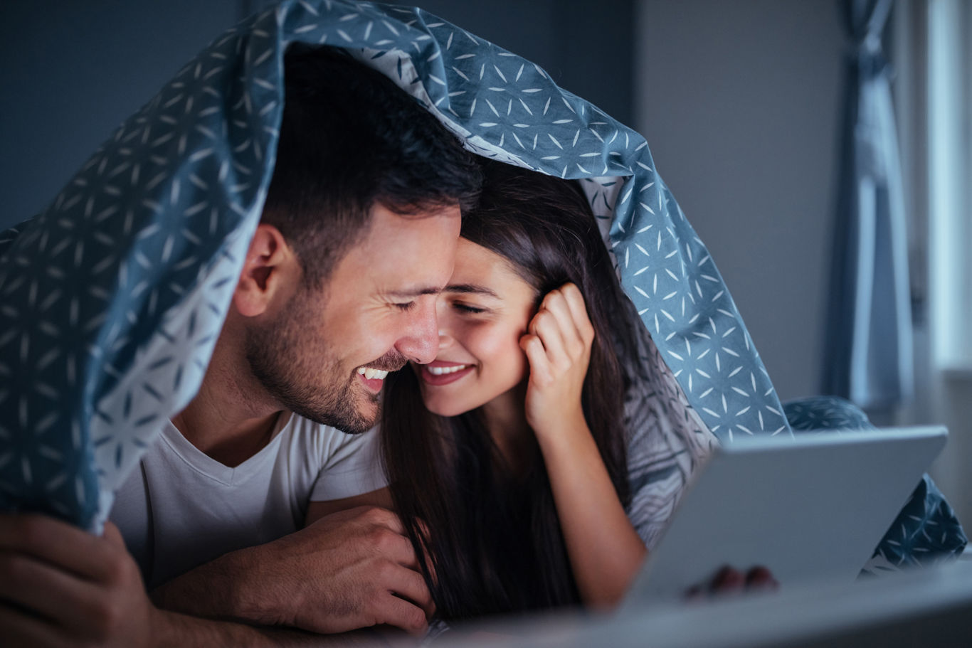 Couple Enjoying Pillow Fort | Blog | Greystar
